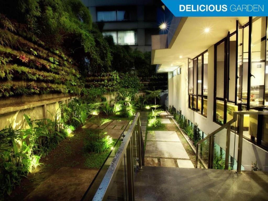 Indies Hotel Бандунг Екстериор снимка