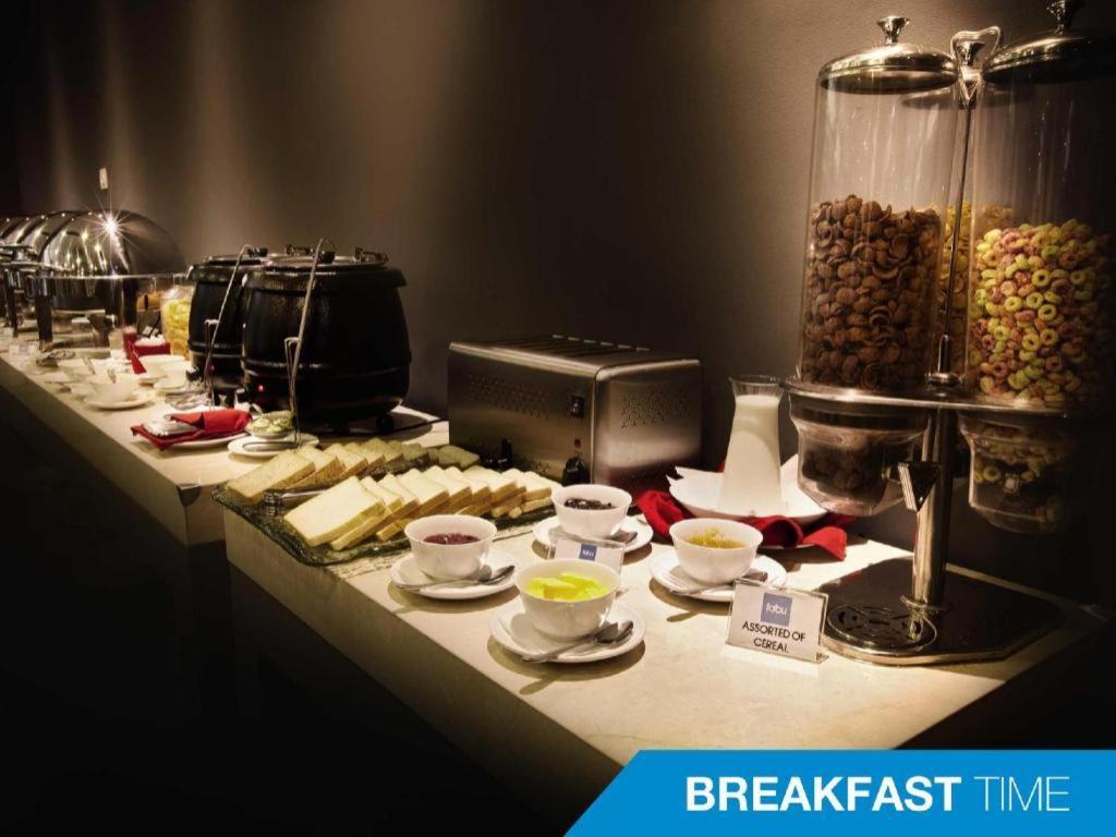 Indies Hotel Бандунг Екстериор снимка