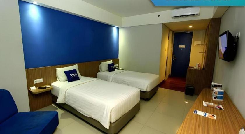 Indies Hotel Бандунг Екстериор снимка