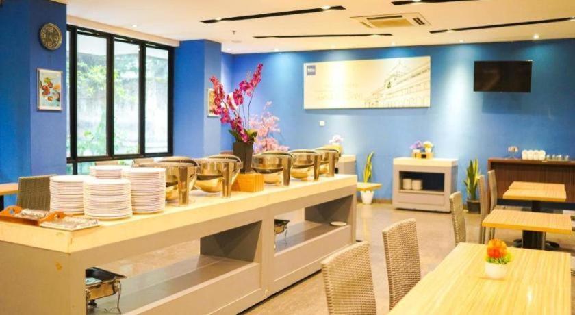 Indies Hotel Бандунг Екстериор снимка