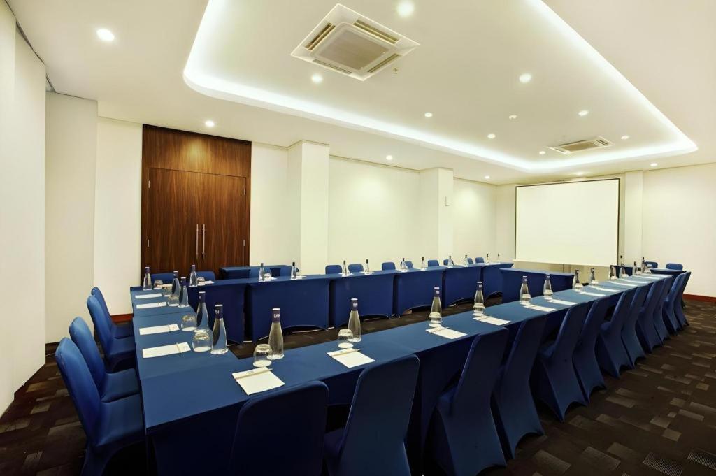 Indies Hotel Бандунг Екстериор снимка