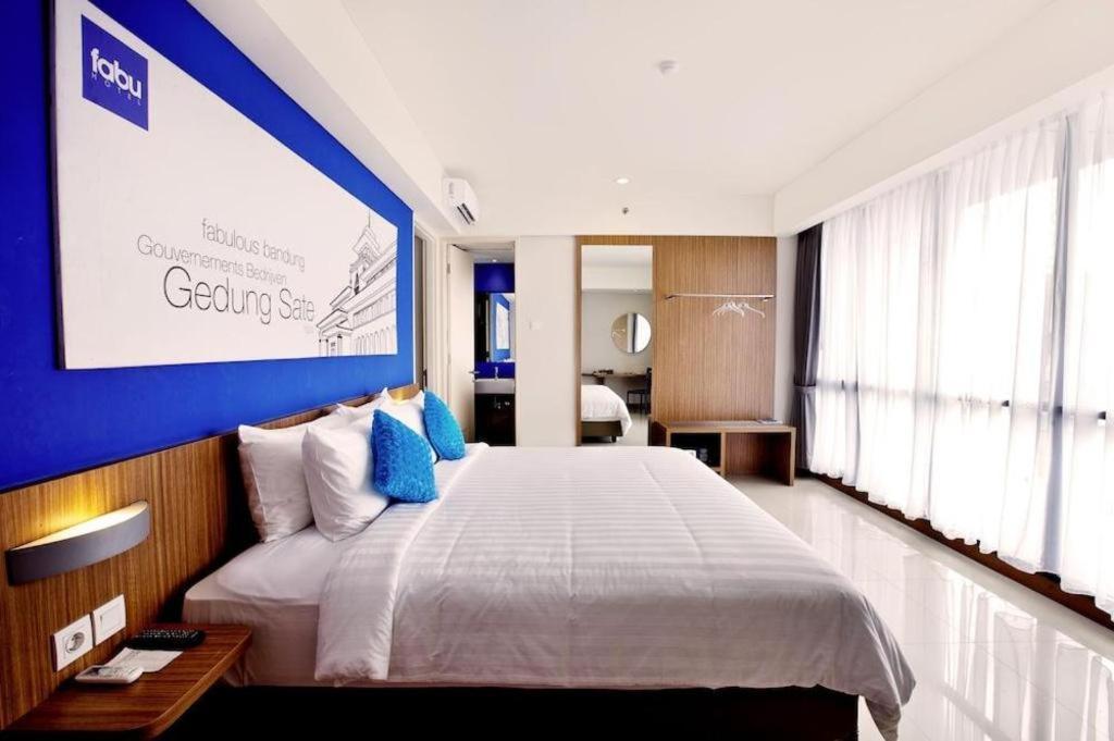 Indies Hotel Бандунг Екстериор снимка