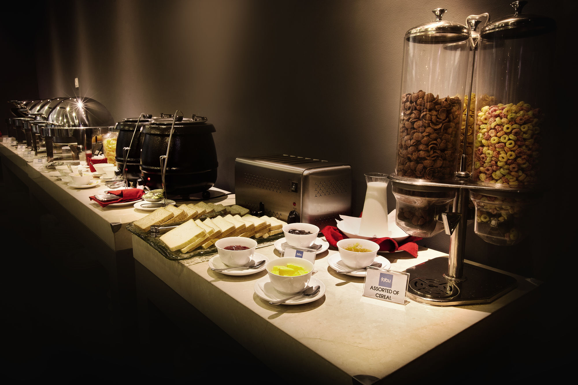Indies Hotel Бандунг Екстериор снимка